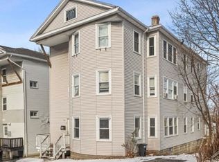 15 Hillside St #3, Worcester, MA 01610