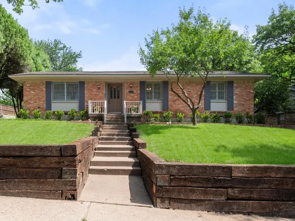 9923 Knoll Krest Dr, Dallas, TX 75238