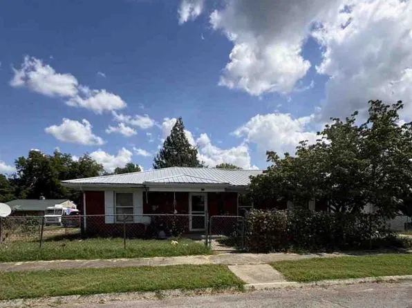 112 N Walker St, Marion, KY 42064