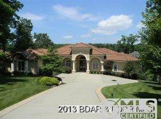 1047 Muirfield Dr, Sunrise Beach, MO 65079
