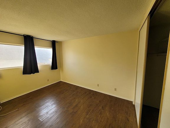 5th image of 1034 N Croft Ave #3