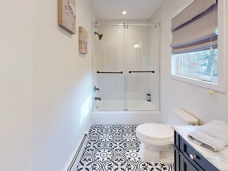 18 Park Cir — Photo 22