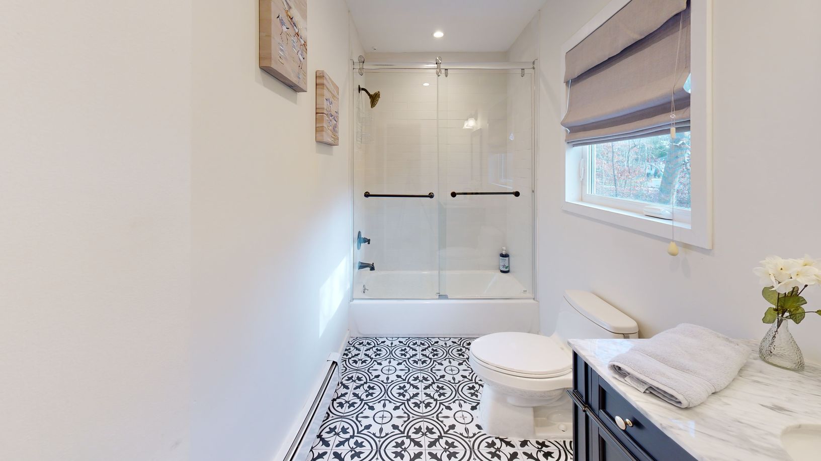  Large Full Bathroom  2nd Floor