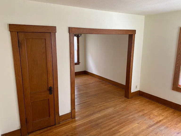 4652-54 Farnam St #4648 — Photo 9