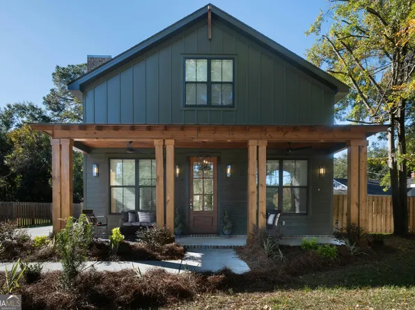 209 E Derenne Ave, Savannah, GA 31405
