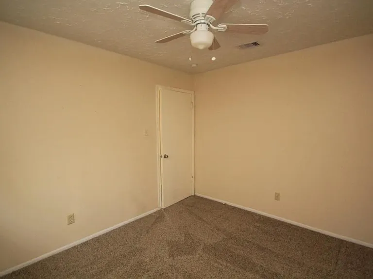 24002 Silversmith Ln — Photo 10
