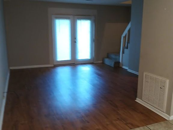 5th image of 3404A Birchwood Dr #A