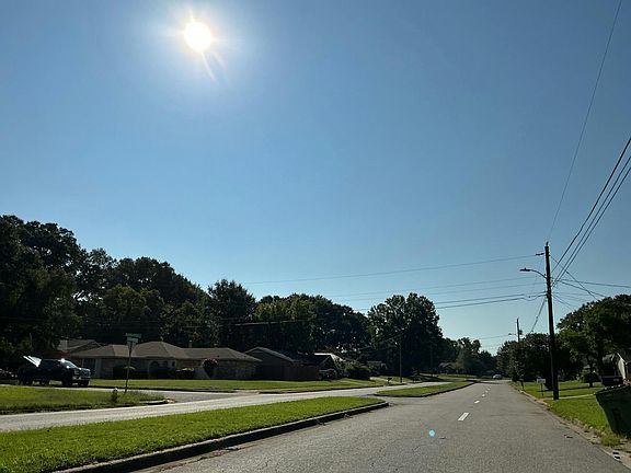 5th image of 541 Dunbarton Rd