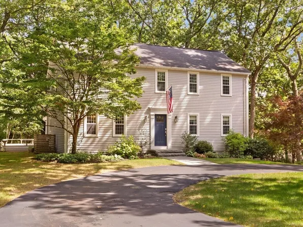 28 Sylvan Way, Sudbury, MA 01776