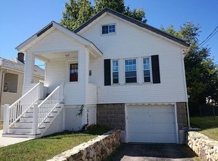 374 Baker St, West Roxbury, MA 02132