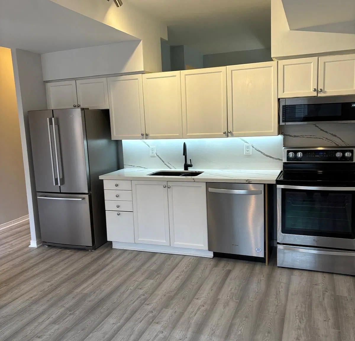 1 bed, $2,200 — Photo 1