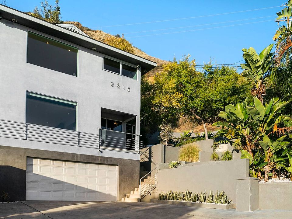 Front of house from Private Road