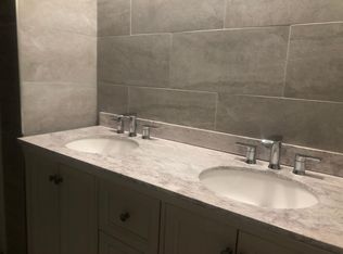 2055 Parker St, Springfield, MA 01128