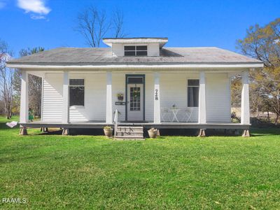 728 S Poydras St, Breaux Bridge, LA, 70517