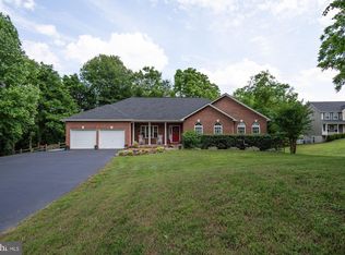235 Dearbourne Ct, Owings, MD 20736