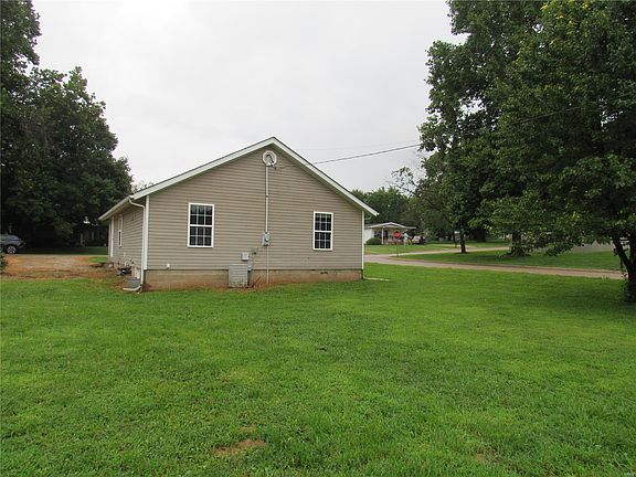 3rd image of 500 S Cantwell Ln