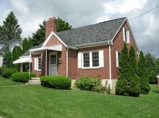 450 W Ridge St, Wytheville, VA 24382