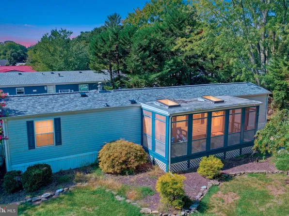 36098 Palace Ln Lot 69, Rehoboth Beach, DE 19971