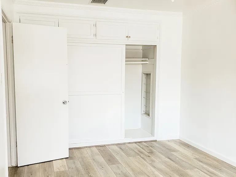 1123 S Cochran Ave #3 — Photo 6