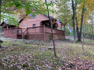 3290 N Shamrock Ln, Birdseye, IN 47513