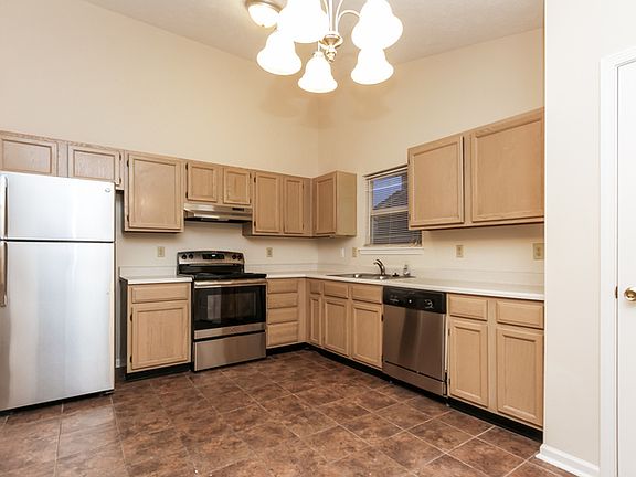 4th image of 4453 Robertson Blvd