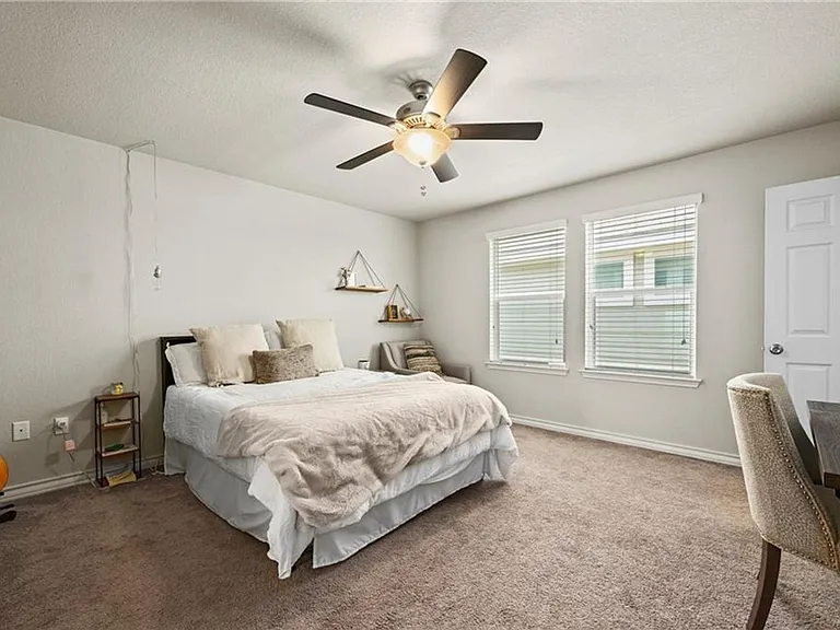 5308 Golden Canary Ln — Photo 13