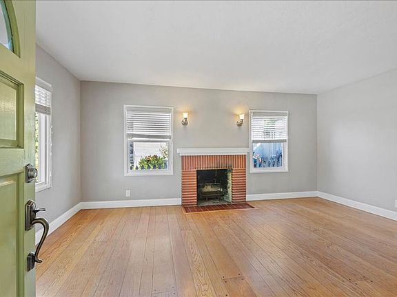 5th image of 7741 Greenly Dr