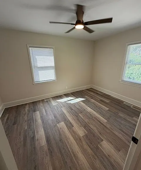 905 Riverside Blvd — Photo 14