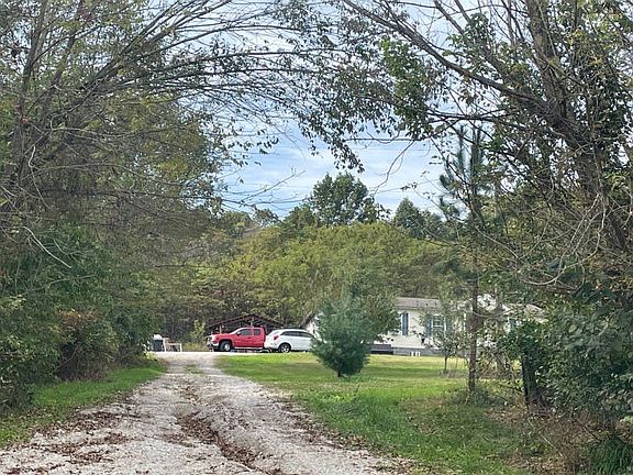 2nd image of 6237 Hardinsburg Rd