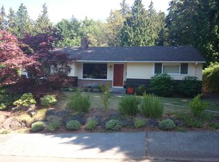 9368 Forest Ct SW, Seattle, WA 98136