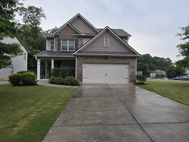 3985 Cordova Ln — Photo 1