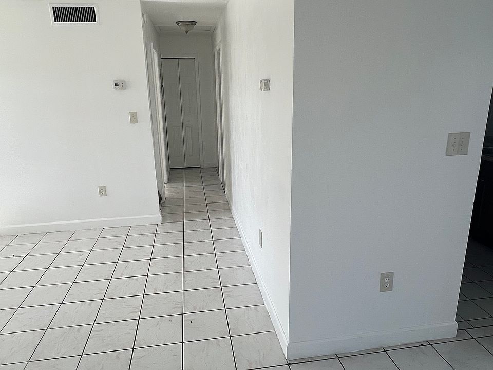 1st image of 1908 Honour Rd APT 3