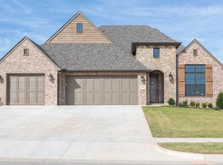 3116 W Winston St, Broken Arrow, OK 74011