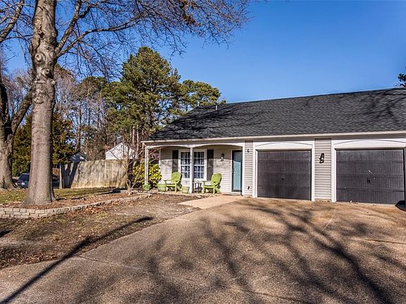 3rd image of 164 Coventry Ln