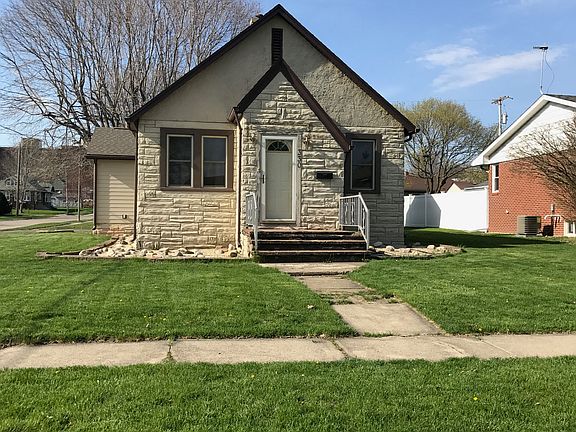 2nd image of 330 W Minnesota St
