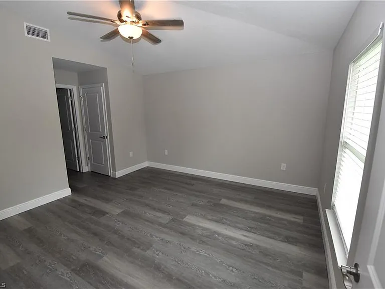 23493 Branch Ave — Photo 20