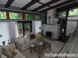 820 Long Rd, Pittsburgh, PA 15235