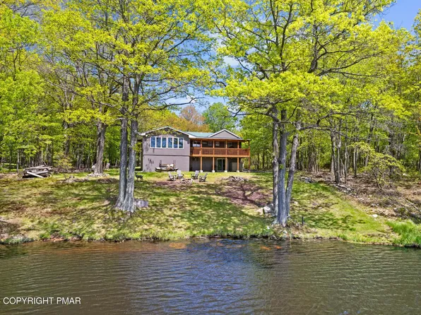 303 Cedar Dr, Long Pond, PA 18334