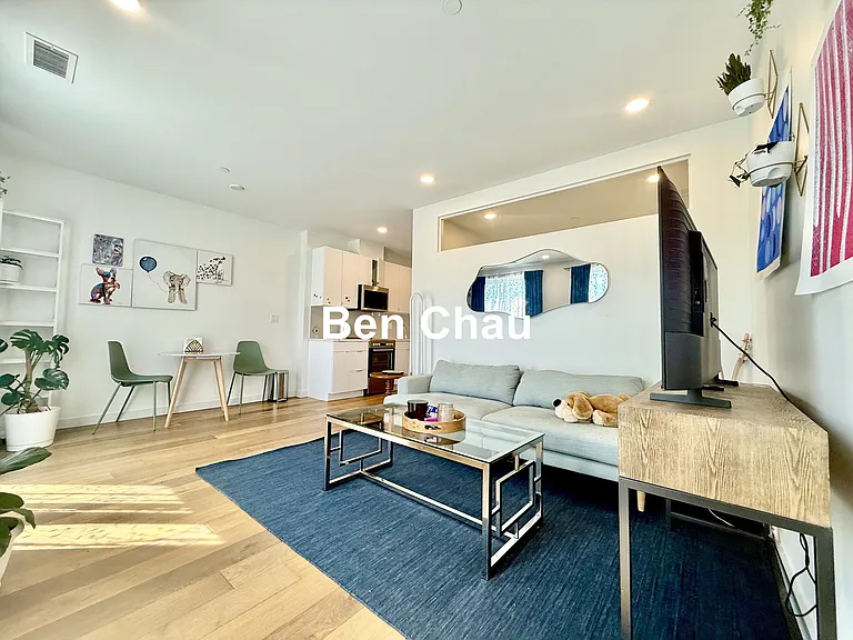 97 Elmwood St #211 — Photo 2