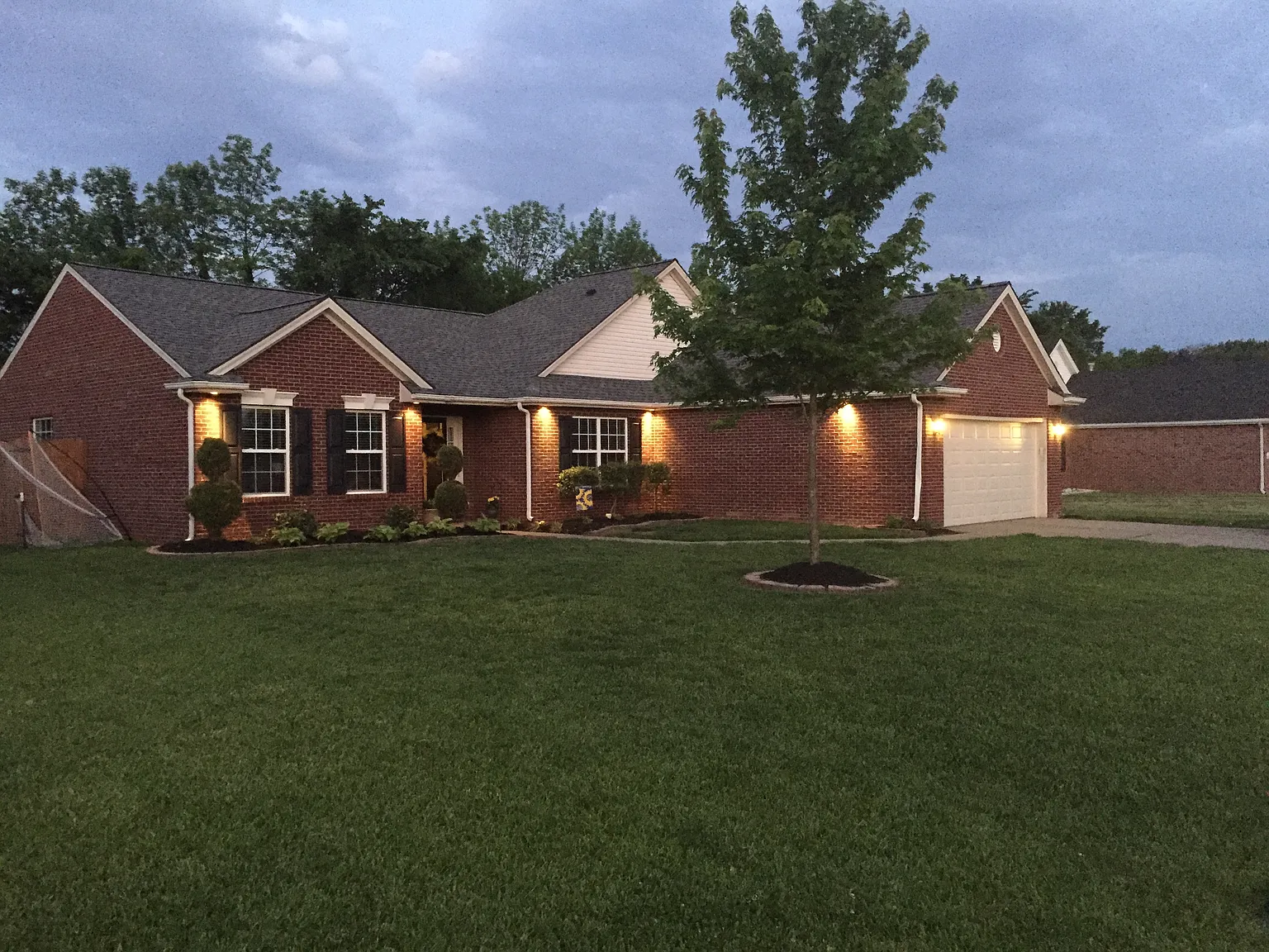 4528 Lincoln Pointe Dr photo 1