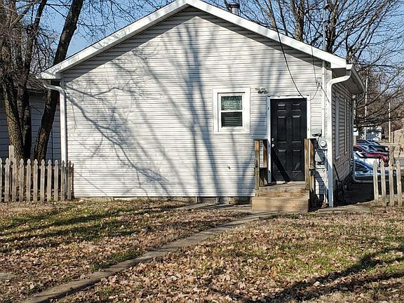 3rd image of 1610 Shanklin Ave
