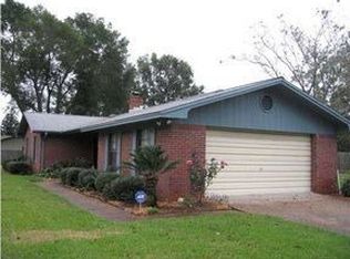 913 Venetian Way, Panama City, FL 32405