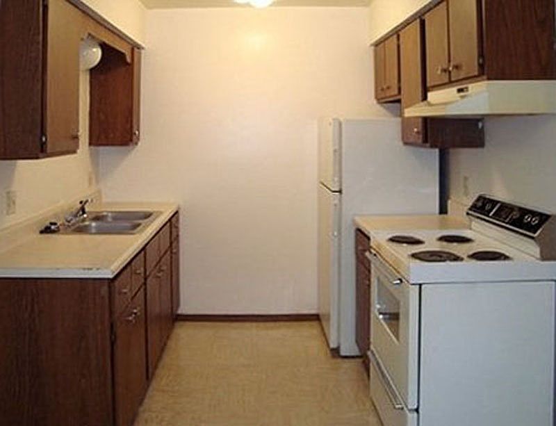 Green Oaks Estates Section 8 Based 104 Bel Aire Ct Crane MO