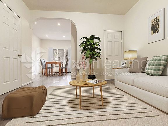 3rd image of 136 Clendenny Ave #1