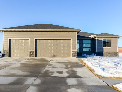 4241 54th Ave S, Fargo, ND, 58104