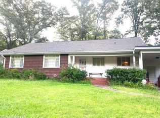 516 Naples Rd, Jackson, MS 39206
