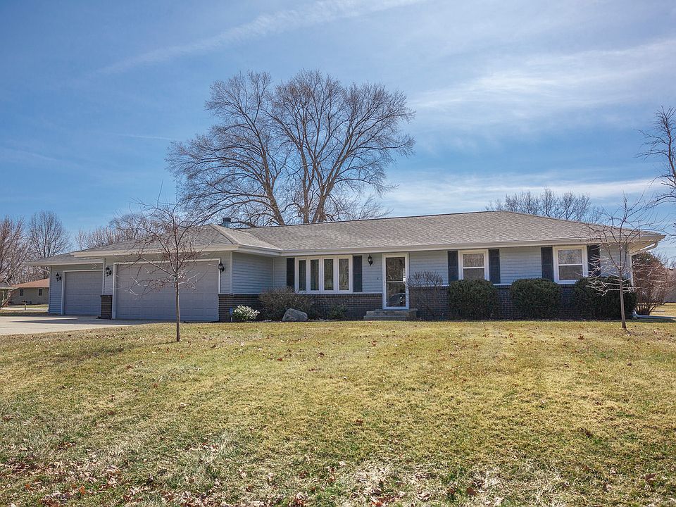 1st image of 4763 Comet Dr