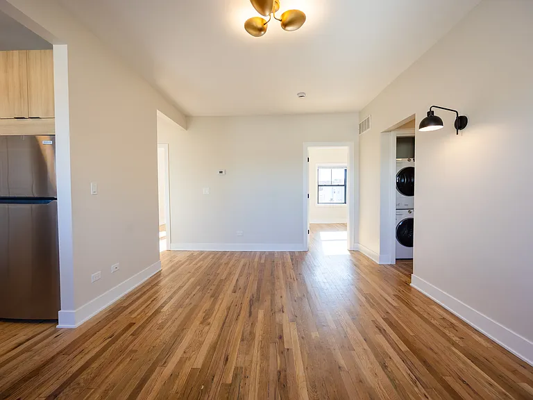 4008 W Cullom Ave — Photo 3