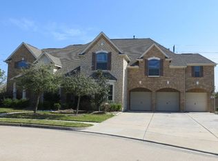 11702 Crescent Cove Dr, Pearland, TX 77584