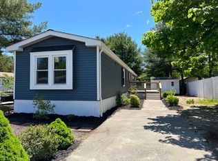 17 Marks Way, Carver, MA 02330